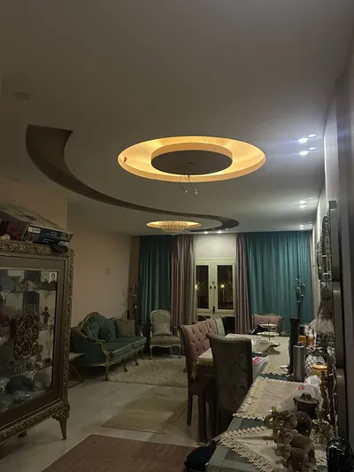 شقه للبيع العاشر من رمضان