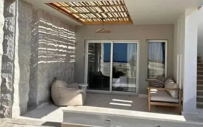 شاليه من هايد بارك في قريه Seashore في ساحل شمالي 