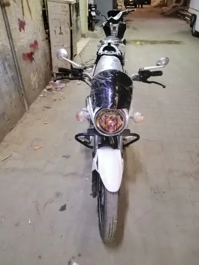 موتسيكل بجاج بوكسر 2022 