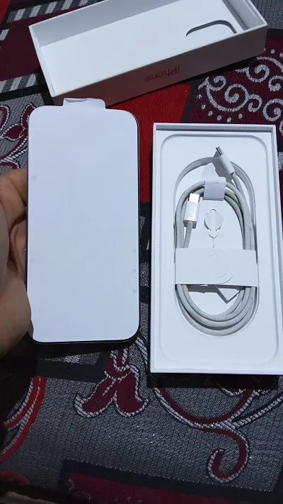 16 برو ماكس للبيع