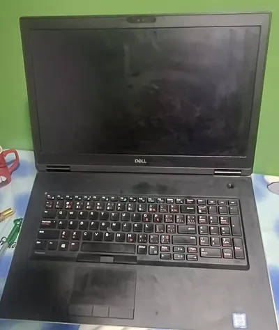 Dell pericision 7730 workstation يعني معاك كمبيوتر متحرك 