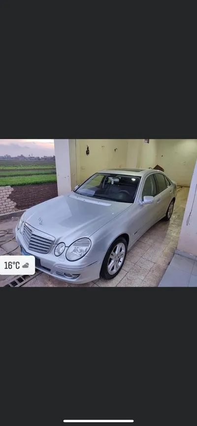 Mercedes Benz E-Class 2008
