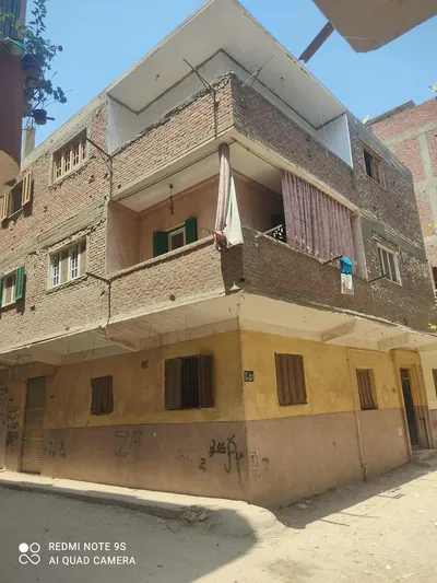 منزل للبيع 3 ادوار متشطبين 
