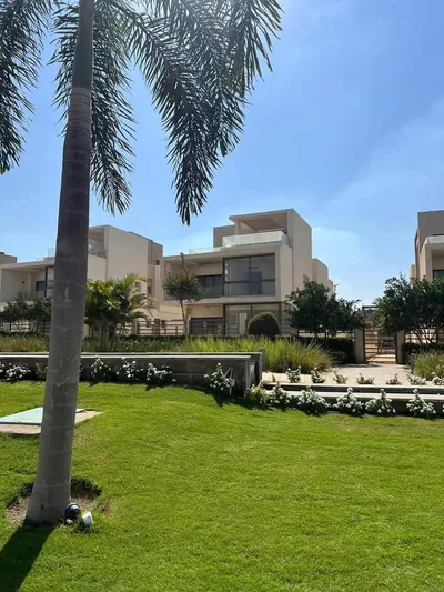 Apartment for sale in Fifth Square