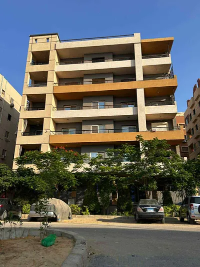 Apartment for sale in El Shorouk City