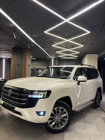 Toyota Land Cruiser 2023