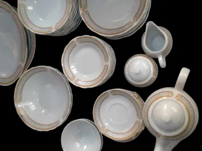 طقم صيني هندي الصنع 