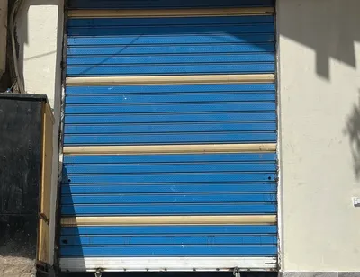 محل للإيجار يصلح لجميع الأنشطة