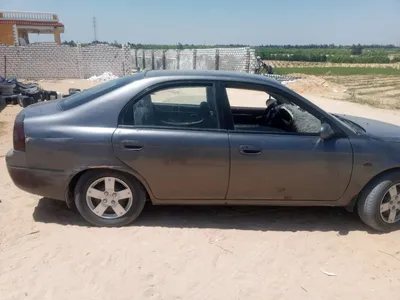 كيا شوما 2001