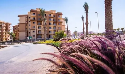 شقة للبيع في كمبوند اشجار سيتي بمقدم 740 الف مساحة 155 متر