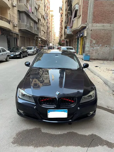 بي ام دبليو الفئه الثالثه 2012
