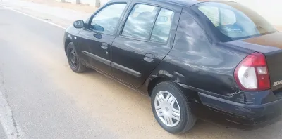 رينو كليو 2005