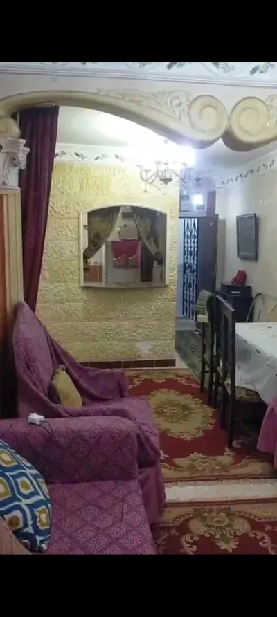 مطلوب مليون و100 الف (قابل للتفاوض البسيط)