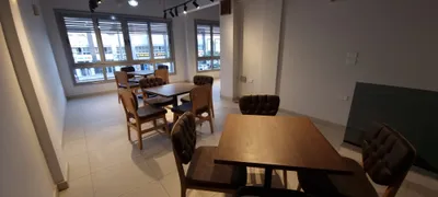 مطعم للتنازل