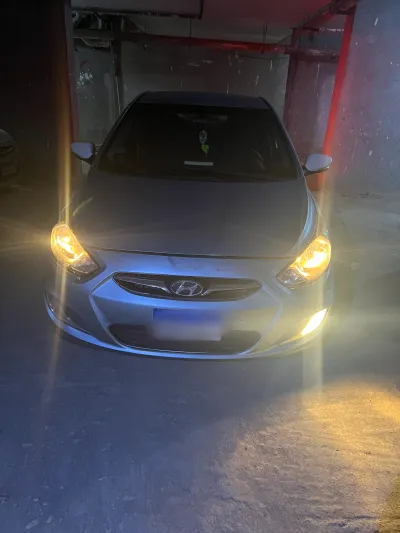 Hyundai Accent 2012