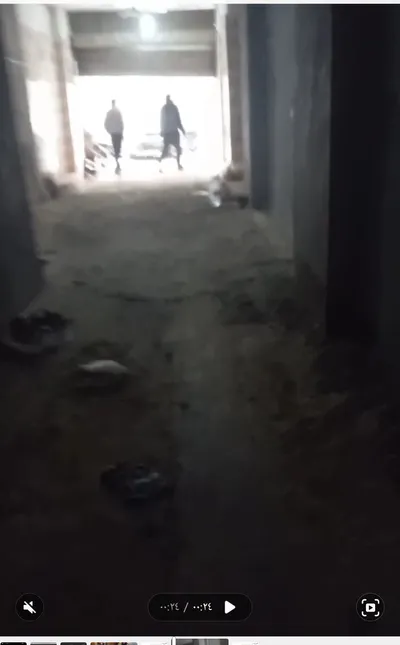 محل للبيع 