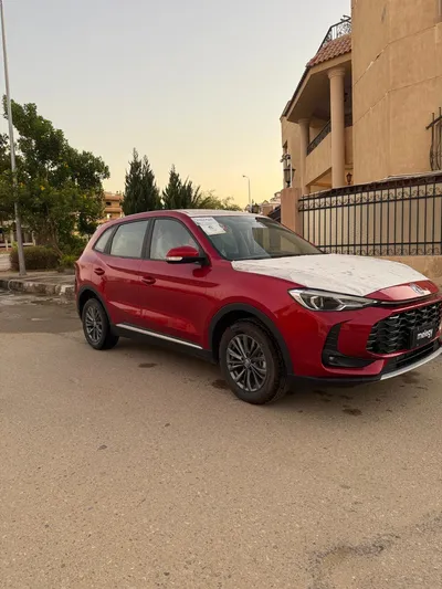 MG MG ZS 2025