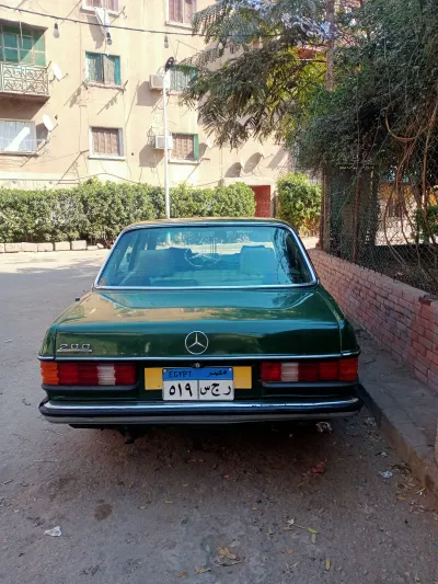 Mercedes Benz E-Class 1983
