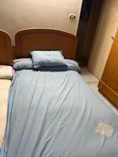 سرير ١٢٠
