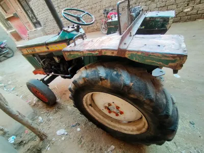جرار صيني