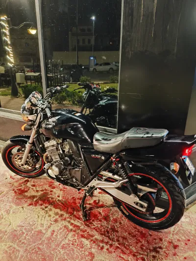 Honda CB400