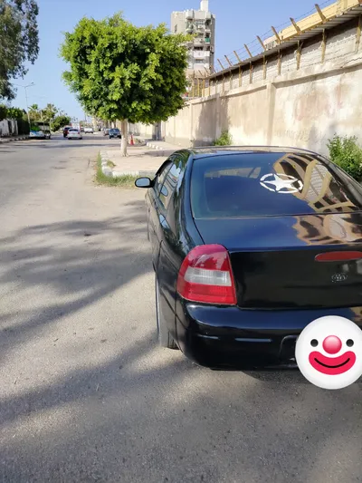 كيا شوما 2000