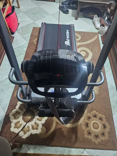 مشايه ميجا فوكس ماتور AC بالضمان خمس سنوات 