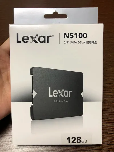 باندل عدد 10 هارد SSD ماركة ليكسر 128 جيجا جديد متبرشم بسعر 9999 جنيه