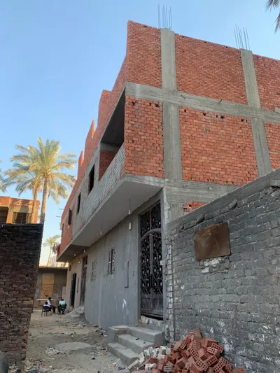 Residential Building for sale in Marg