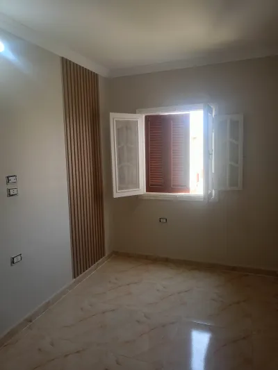 شقه للبيع مدينه العاشر من رمضان