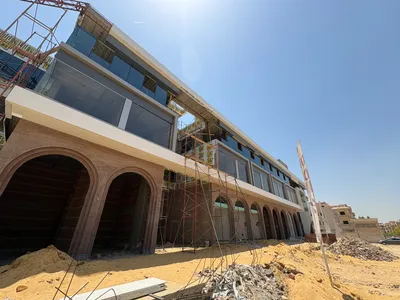 محل95 متر للبيع في القاهرة الجديدة