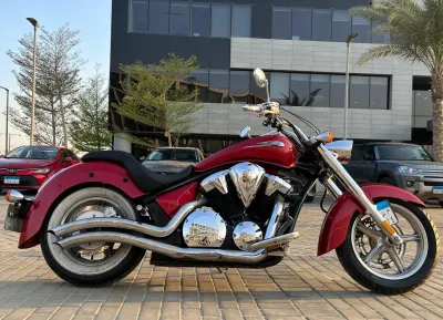 .Like new l -Honda VT 1300CC .2012 .- V-twin. -fuel injected