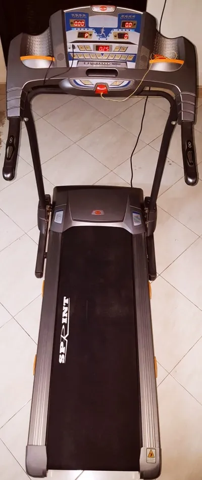 مشاية كهربائية مستعملة بحالة الزيرو