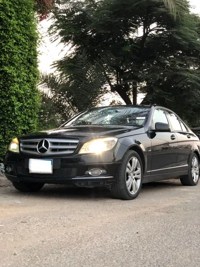 Mercedes Benz C-Class 2011