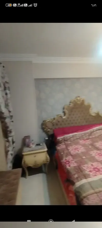 Apartment for sale in Gesr Al Suez