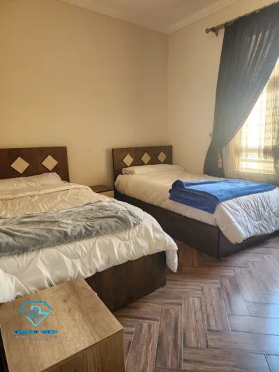 شقة مفروشة للإيجار كومباوند جوار الشيخ زايد
