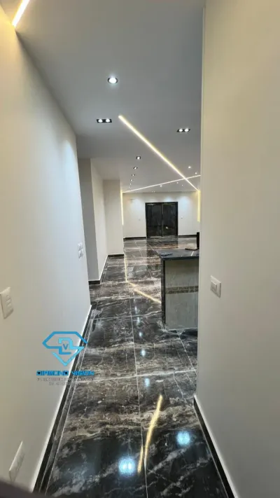شقة للإيجار أرضي بحديقة كومباوند جرين 5 الشيخ زايد