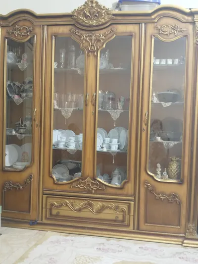 يوجد نيش للبيع 