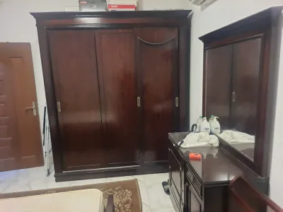 للايجار شقة غرفة وصالة بالتكييف