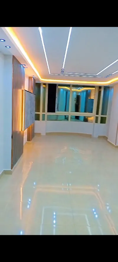 شقه للبيع 