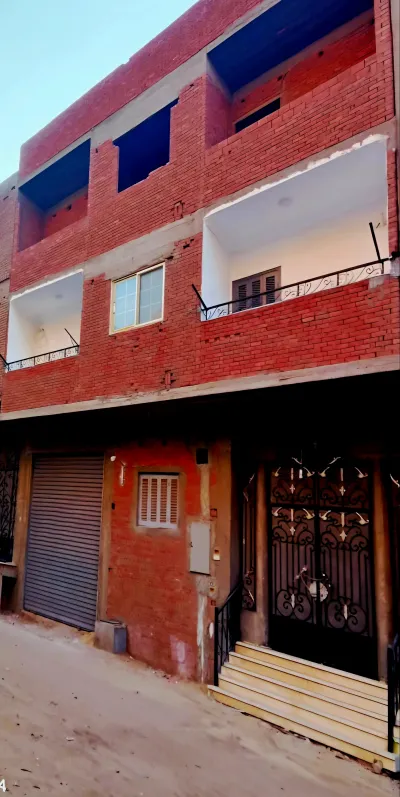 Residential Building for sale in Warraq