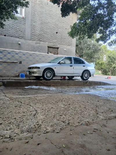 ميتسوبيشي لانسر 1998