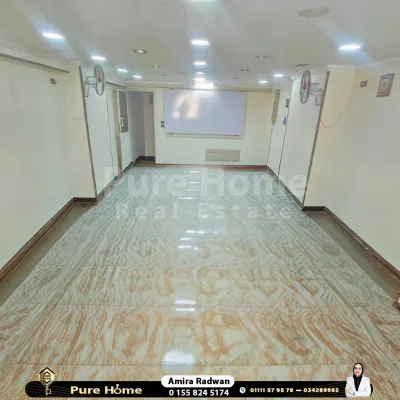 مقر ادارى للايجار – جليم – متفرع من البحر