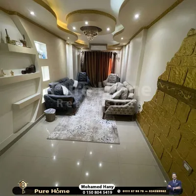 شقة للبيع - كامب شيزار - شارع بورسعيد