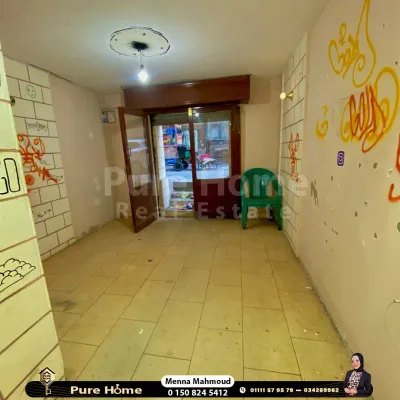 محل للبيع - سبورتنج - متفرع من شارع بورسعيد