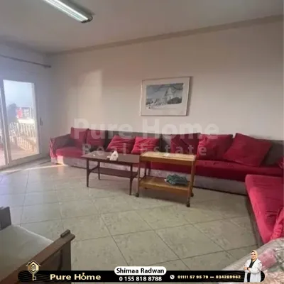 شقة للايجار المفروش - مصطفي كامل - عمارات الضباط