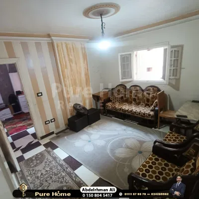 شقة للبيع - محمد نجيب - خطوات من البحر