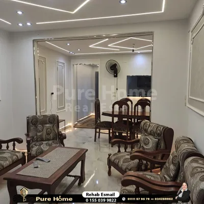 شقة للايجار المفروش - كامب شيزار