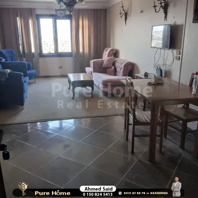 شقة للايجار المفروش – سموحه – خطوات من جامعة فاروس