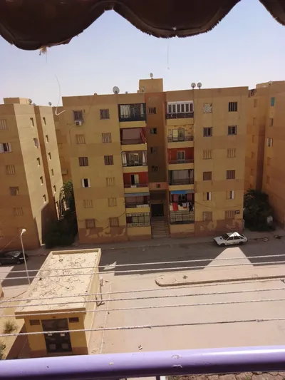 شقه للبيع في دهشور 1 